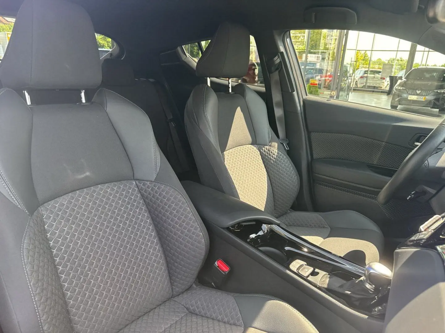 C-HR Hybrid Team D SPURHALTEASSISTENT+KAMERA+LED