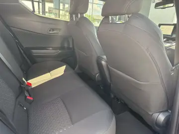 C-HR Hybrid Team D SPURHALTEASSISTENT+KAMERA+LED