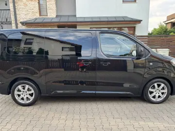 Peugeot Traveller L2 Active 2.0 HDI 150 CP 8 LOCURI