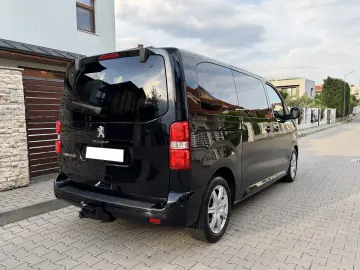 Peugeot Traveller L2 Active 2.0 HDI 150 CP 8 LOCURI