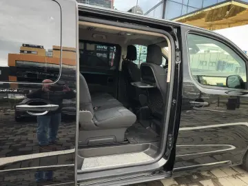 Peugeot Traveller L2 Active 2.0 HDI 150 CP 8 LOCURI