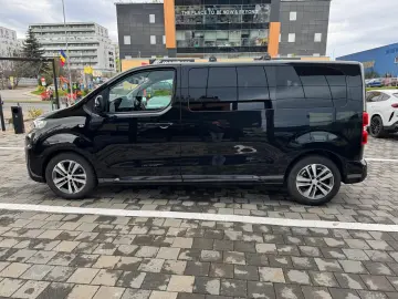 Peugeot Traveller L2 Active 2.0 HDI 150 CP 8 LOCURI