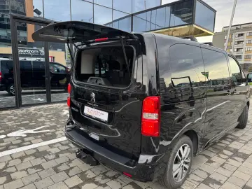 Peugeot Traveller L2 Active 2.0 HDI 150 CP 8 LOCURI