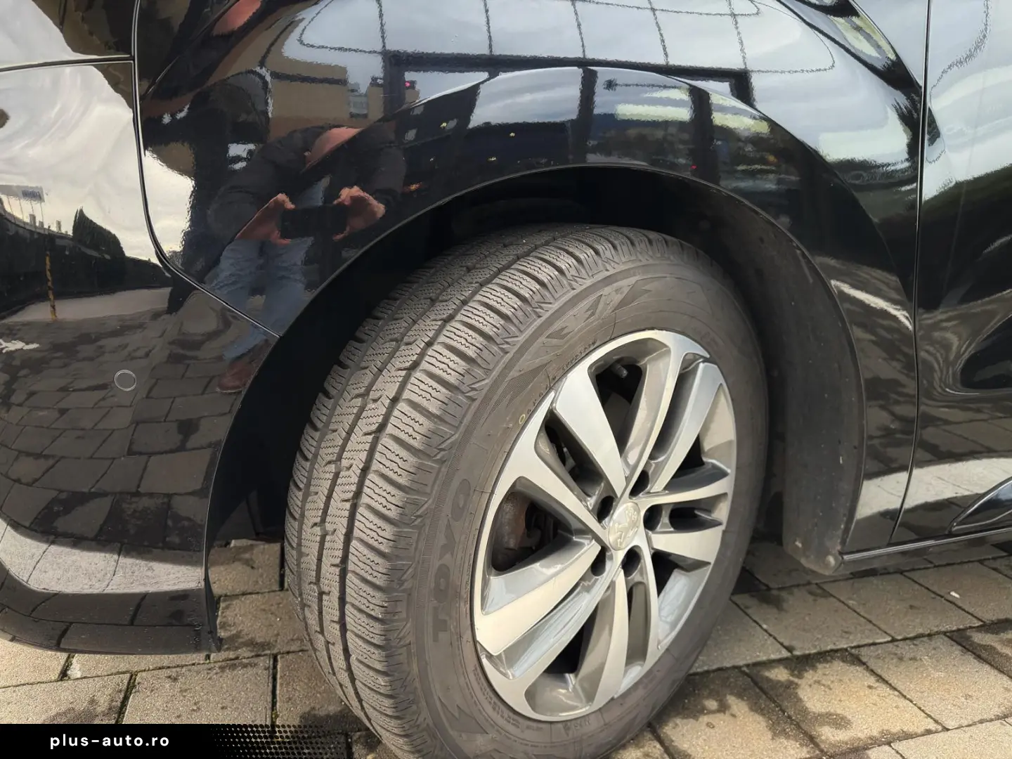 Peugeot Traveller L2 Active 2.0 HDI 150 CP 8 LOCURI