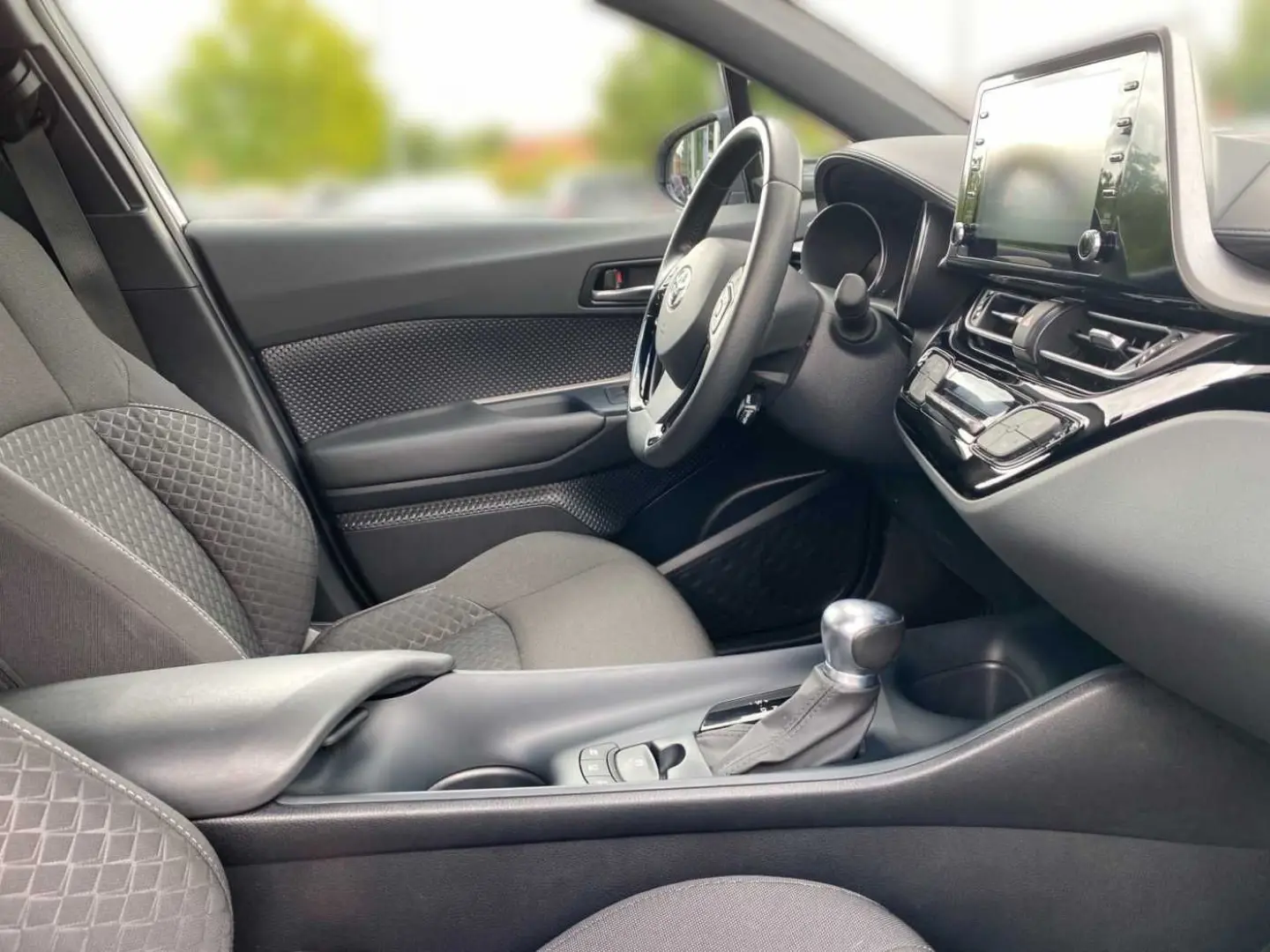 C-HR 2.0 Hybrid Business Edition