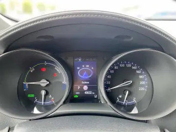 C-HR 2.0 Hybrid Business Edition