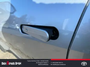 C-HR 2.0 Hybrid Team Deutschland Navi digitales 