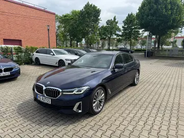 545 e xDri Luxury Line Glass Dach Head Up Laser