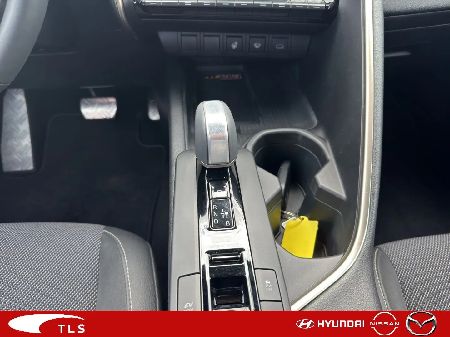 C-HR Hybrid FWD Lounge 2.0 EU6e Navi LED ACC El.