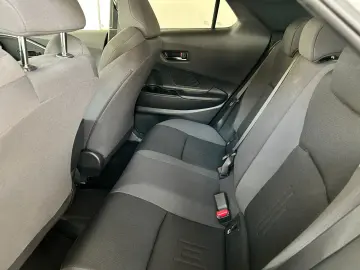 C-HR 2.0-l-VVT-i Plug-in Hybrid Team D Technikp.