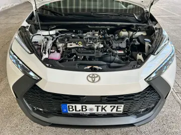 C-HR 2.0-l-VVT-i Plug-in Hybrid Team D Technikp.