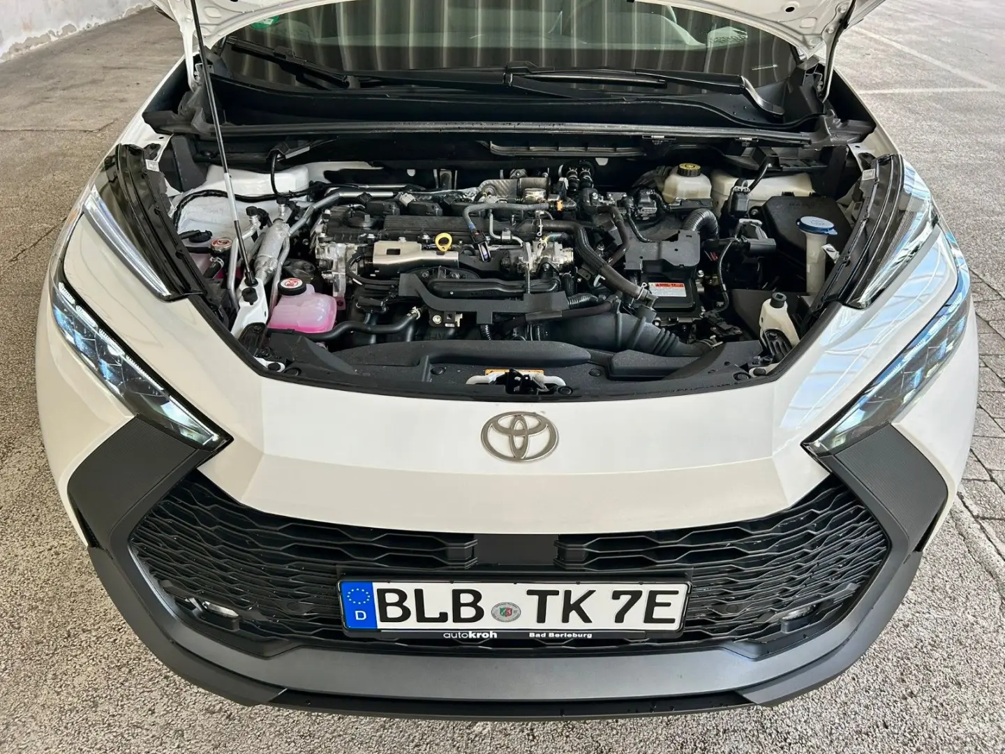 C-HR 2.0-l-VVT-i Plug-in Hybrid Team D Technikp.