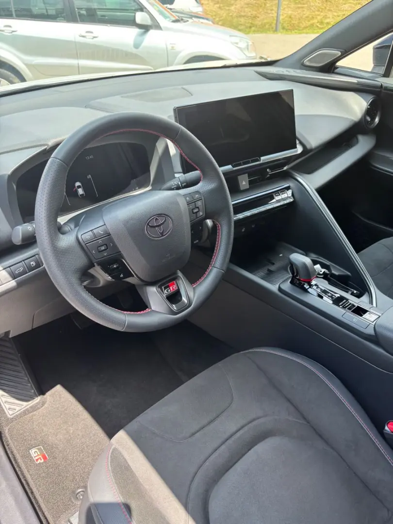 C-HR 2,0 Hybrid AWD GR Sport JBL TOPFAHRZEUG