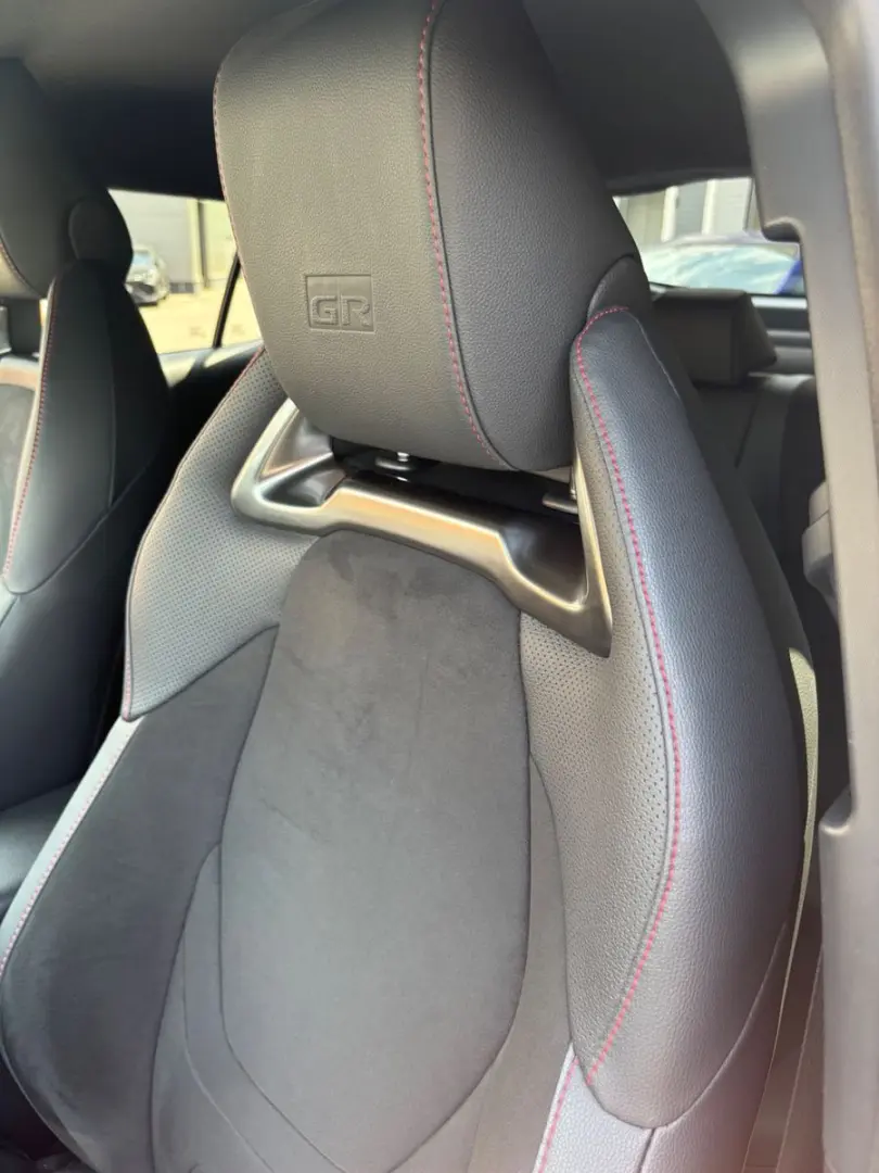 C-HR 2,0 Hybrid AWD GR Sport JBL TOPFAHRZEUG