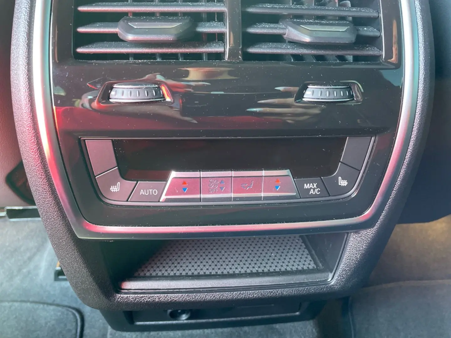XM 50e Hybrid AHK Massagefunktion Head-Up HK