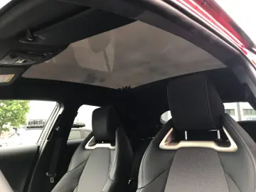C-HR Hybrid 2.0L Lounge