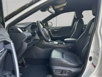RAV 4 2.5 4x4 Hybrid Style Selection