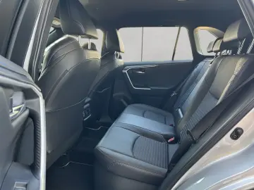 RAV 4 2.5 4x4 Hybrid Style Selection