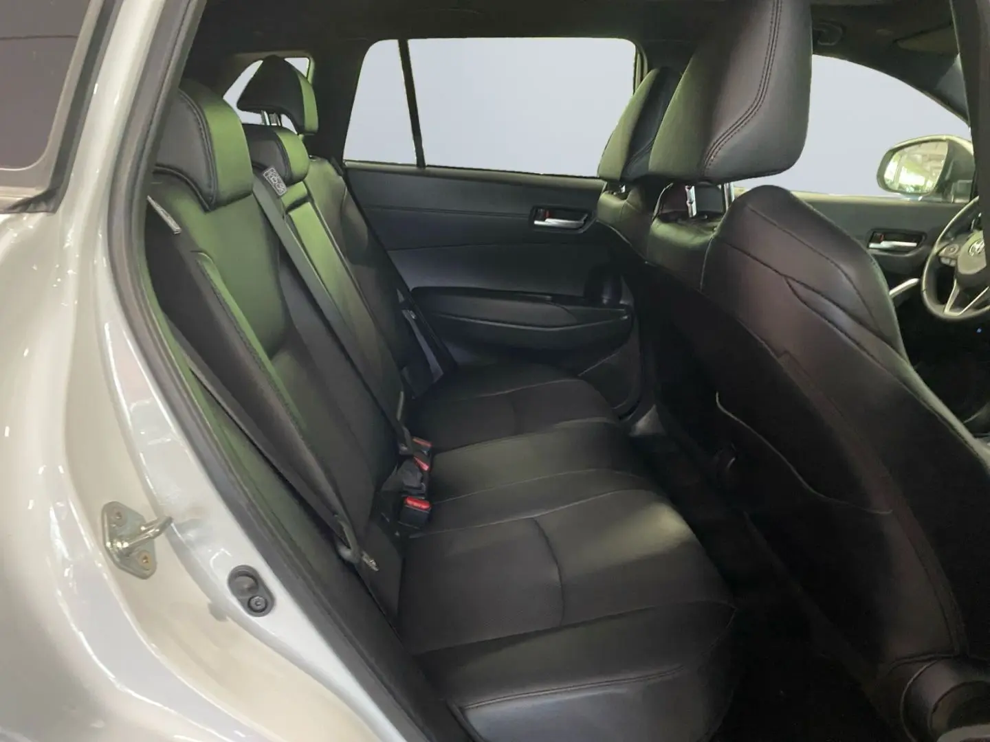 Corolla Cross Hybrid 2.0i Lounge*Leder*Navi*Pano
