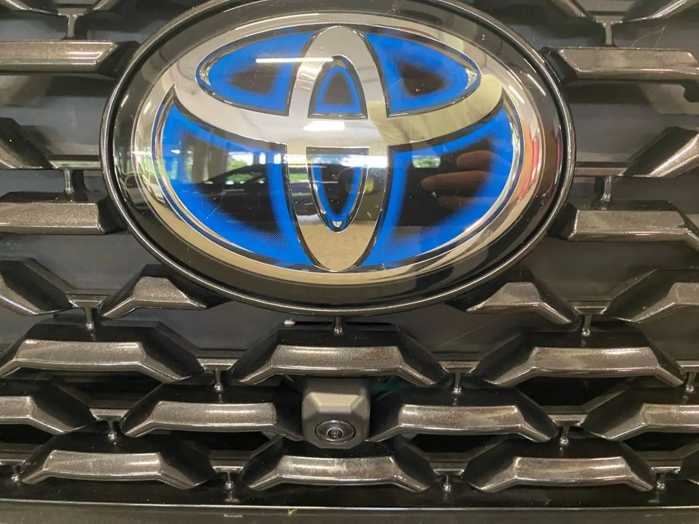 Corolla Cross Hybrid 2.0i Lounge*Leder*Navi*Pano