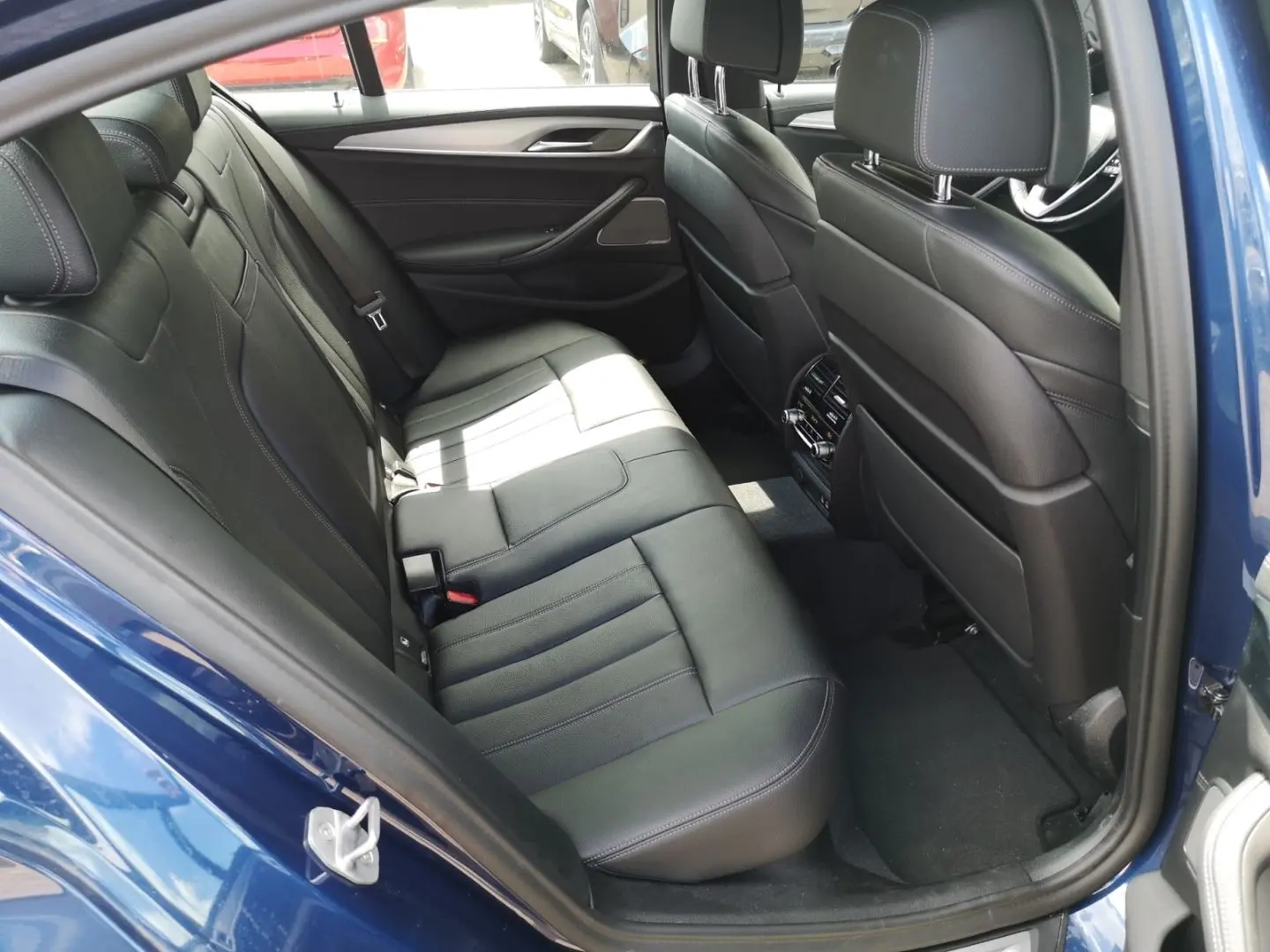 540 i xDrive Luxury Line LASER+LEDER+NAVI+PDC