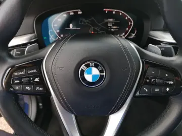 540 i xDrive Luxury Line LASER+LEDER+NAVI+PDC