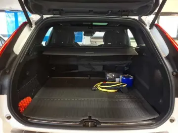 XC 60 T8 Twin Engine AWD R Design Plug-In