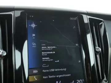 XC60 2.0 T6 Plug-in Hybrid R Design AWD Aut.*LED