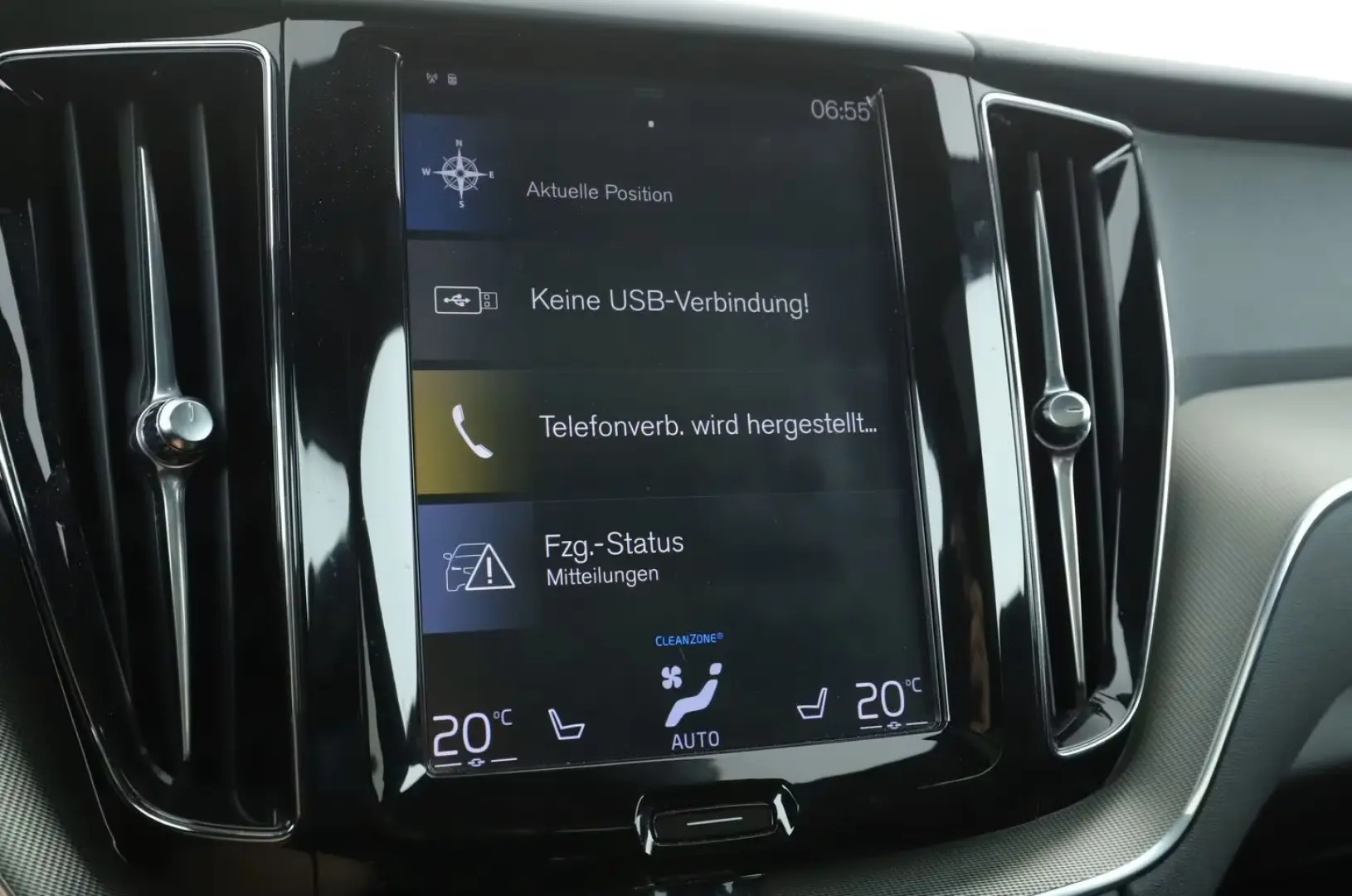 XC60 2.0 T6 Plug-in Hybrid R Design AWD Aut.*LED
