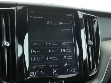XC60 2.0 T6 Plug-in Hybrid R Design AWD Aut.*LED