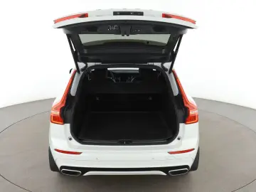 XC60 2.0 T6 Plug-in Hybrid R Design AWD Aut.*LED