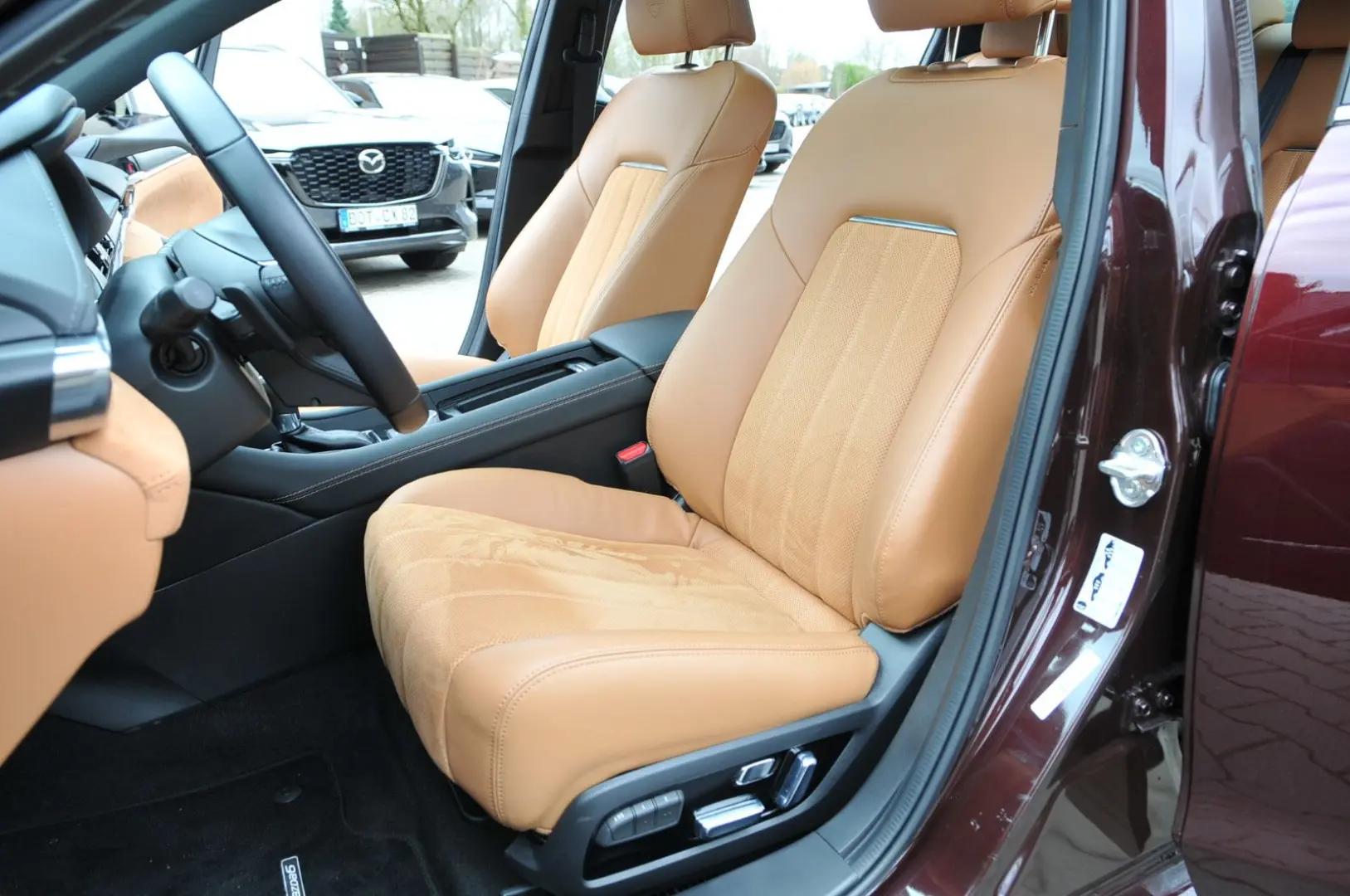 Mazda 6 Lim. 20th Anniversary*GSD*HUD*LEDER*360°