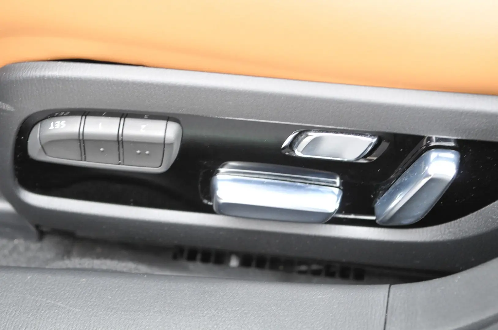 Mazda 6 Lim. 20th Anniversary*GSD*HUD*LEDER*360°