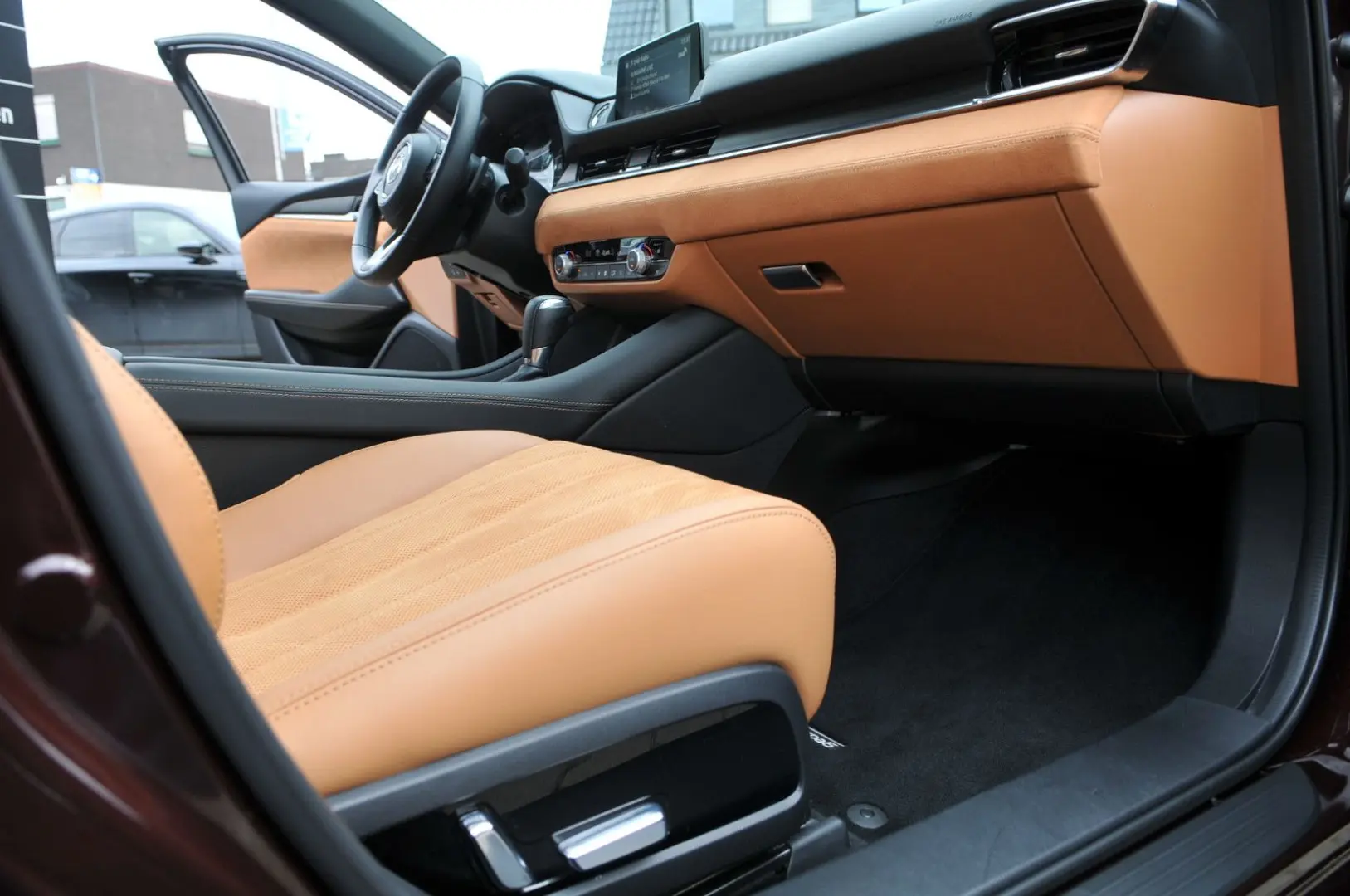 Mazda 6 Lim. 20th Anniversary*GSD*HUD*LEDER*360°