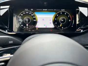 V8 Vantage