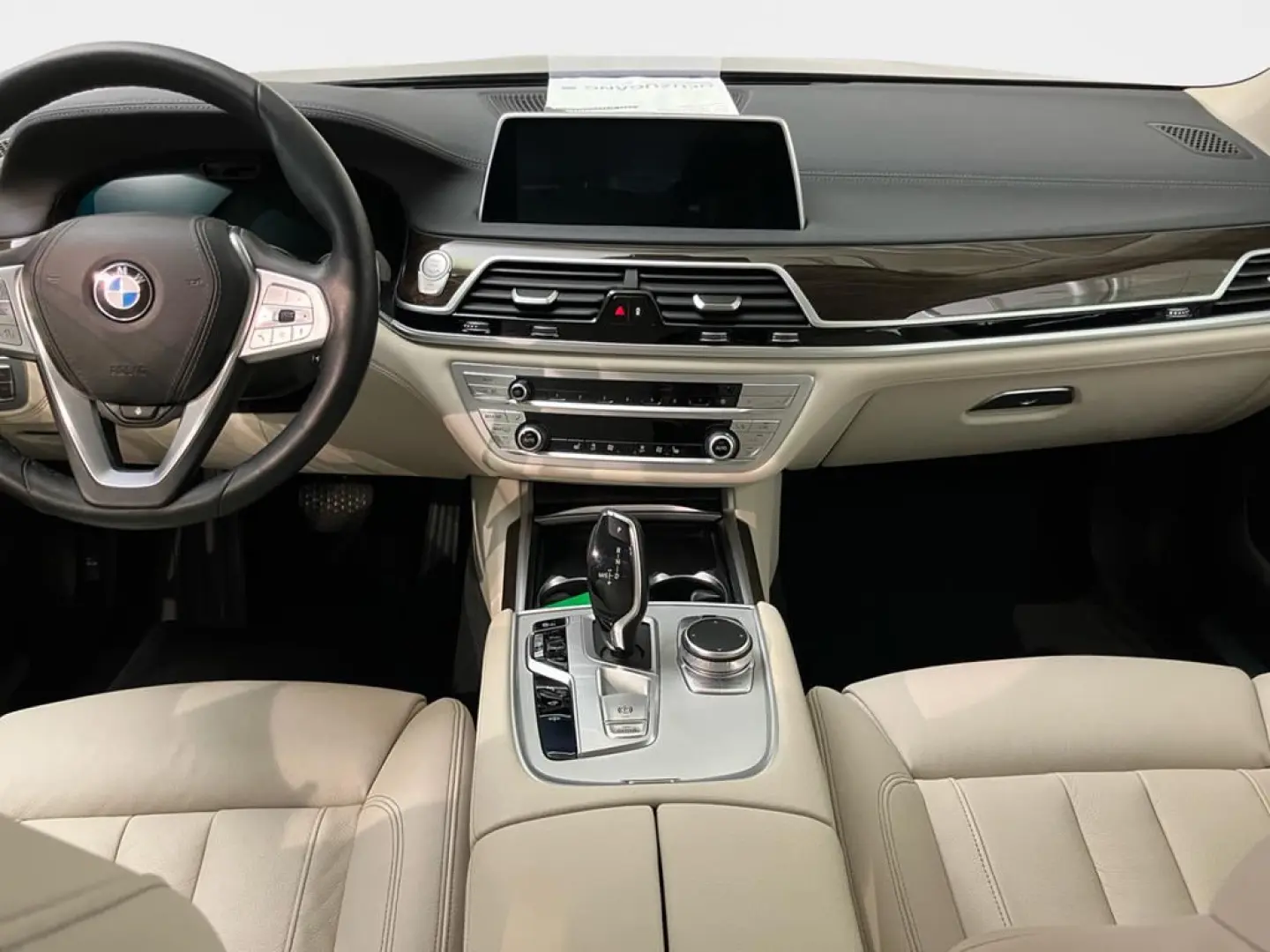 740d xDrive DrivAssProf+Innovation+Komfortsitze