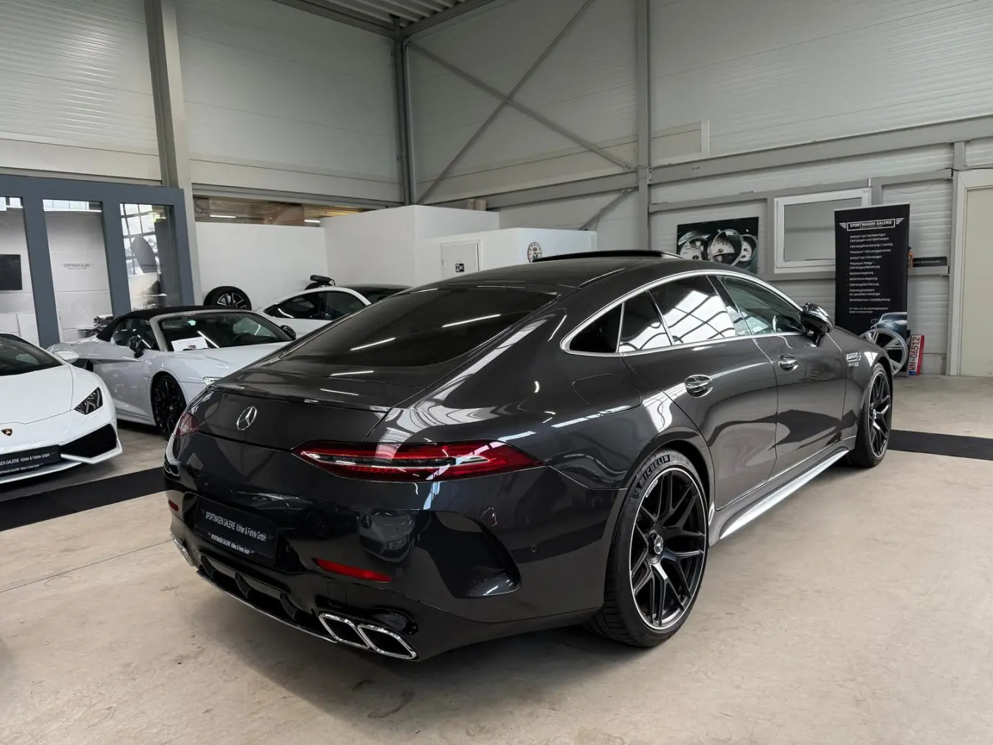 AMG GT 4trg/Burmester/Bi-Color/Massage/Multibeam