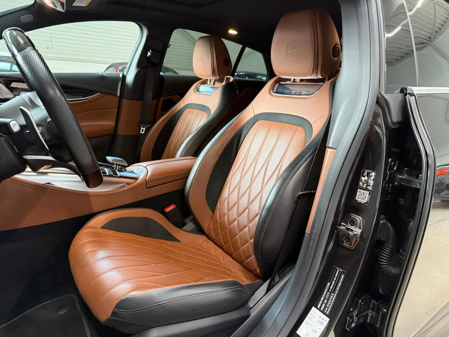AMG GT 4trg/Burmester/Bi-Color/Massage/Multibeam