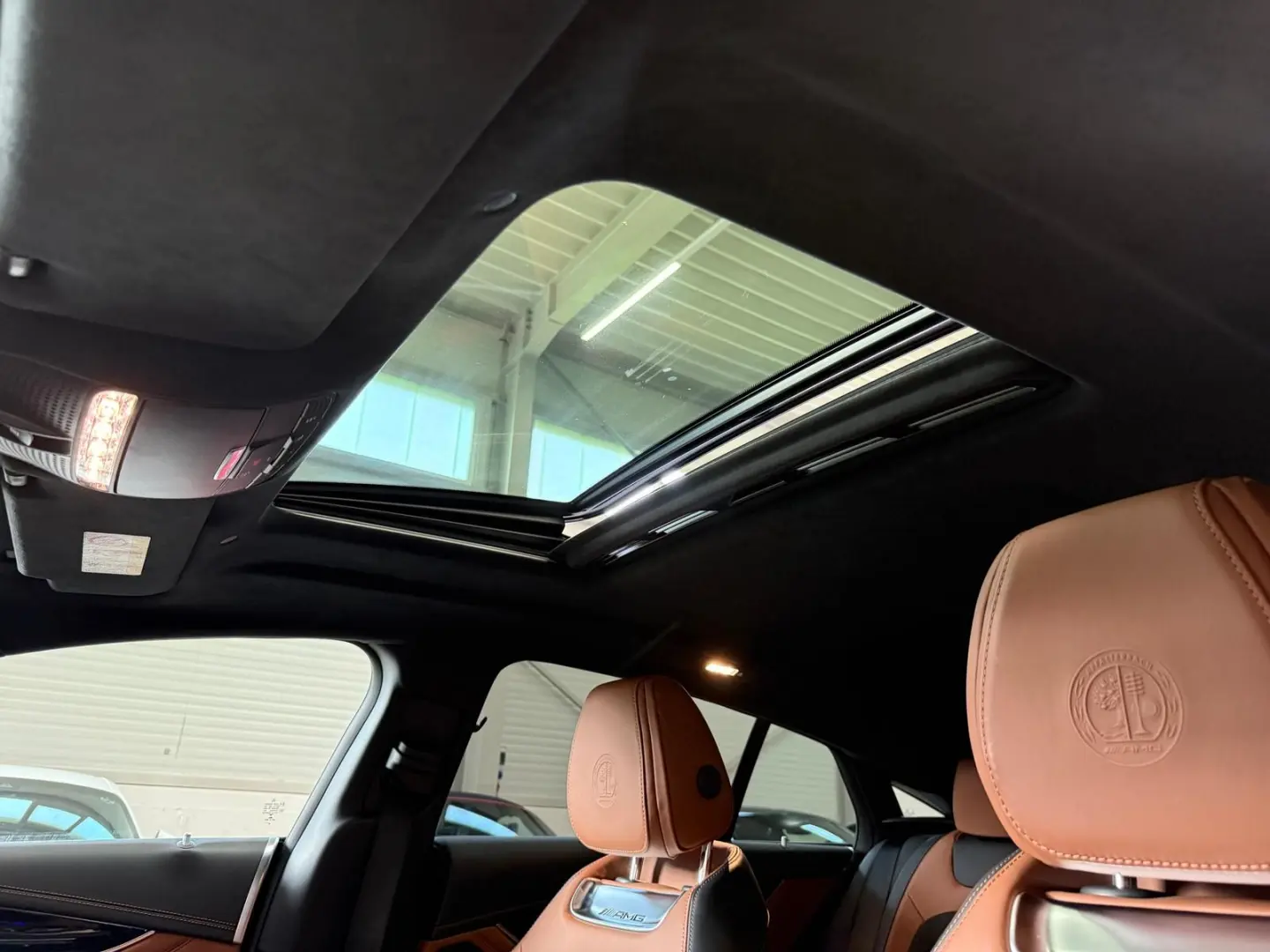 AMG GT 4trg/Burmester/Bi-Color/Massage/Multibeam