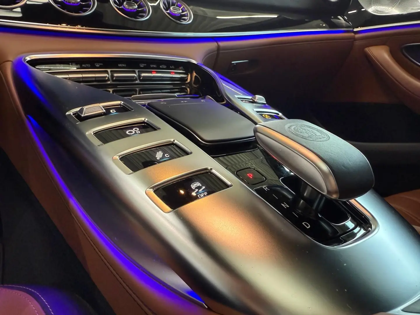 AMG GT 4trg/Burmester/Bi-Color/Massage/Multibeam