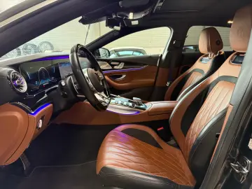 AMG GT 4trg/Burmester/Bi-Color/Massage/Multibeam