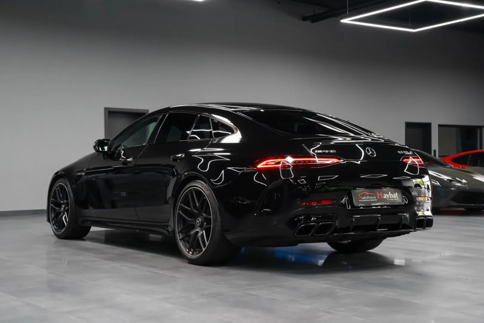 AMG GT 63 S 4Matic+ Exclusiv-HeadUp-21