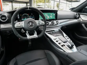 AMG GT 63 S 4Matic+ Exclusiv-HeadUp-21