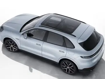 Cayenne E-Hybrid Massage Sportabgas HeadUp