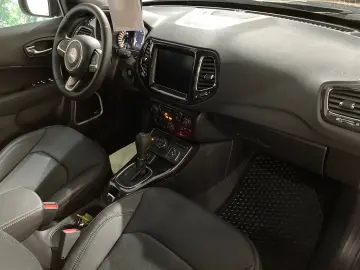 Compass PHEV S 4xe 240PS PARKPAKET