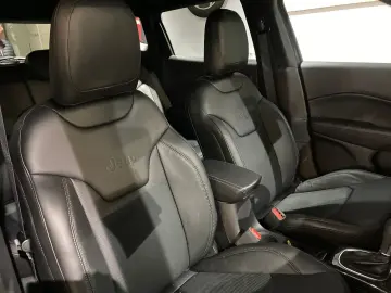 Compass PHEV S 4xe 240PS PARKPAKET