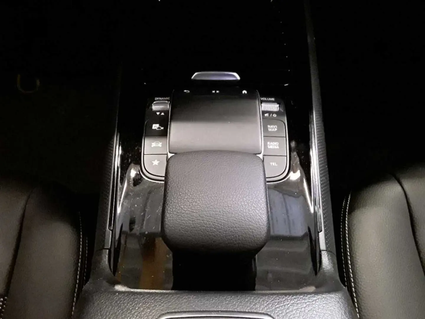 GLB 200 d 8G-BusiP AssiP MBUX LrHz LED