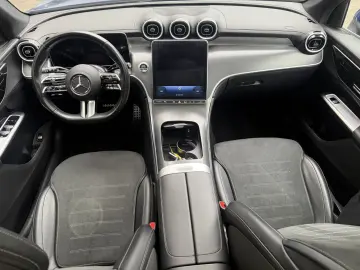 GLC 200 AMG 4-Matic LED Pano Navi Rü-Kamera AHK