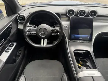 GLC 200 AMG 4-Matic LED Pano Navi Rü-Kamera AHK