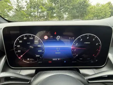 GLC 200 AMG 4-Matic LED Pano Navi Rü-Kamera AHK